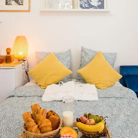 - Moderne - Netflix & Wifi * Paris