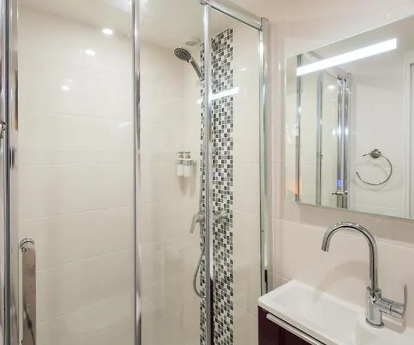 - Moderne - Netflix & Wifi Apartamento